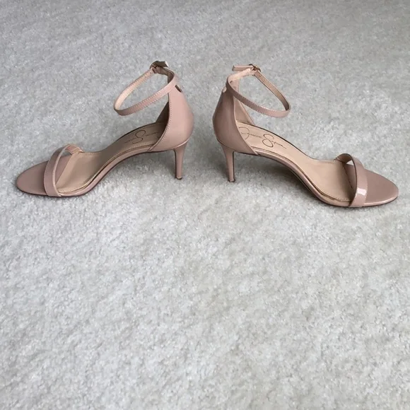 Never worn Jessica Simpson heels - Picture 3 of 5